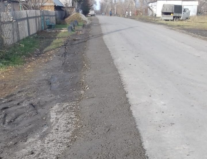 Выполнение работ по строительству автомобильной дороги "Подъезд к МТФ №1 СПК "Хлеборобный" в Быстроистокском районе"