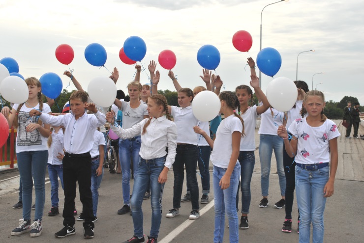 Открытие моста через реку Неня