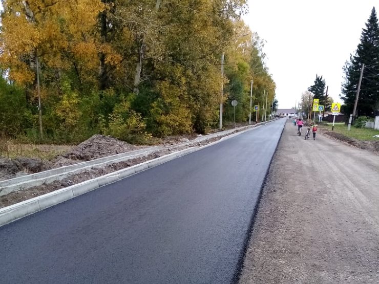 Подходят к завершению работы по обустройству трех пешеходных переходов в соответствии с требованиями новых национальных стандартов Подходят к завершению работы по обустройству трех пешеходных переходов в соответствии с требованиями новых национальных стандартов