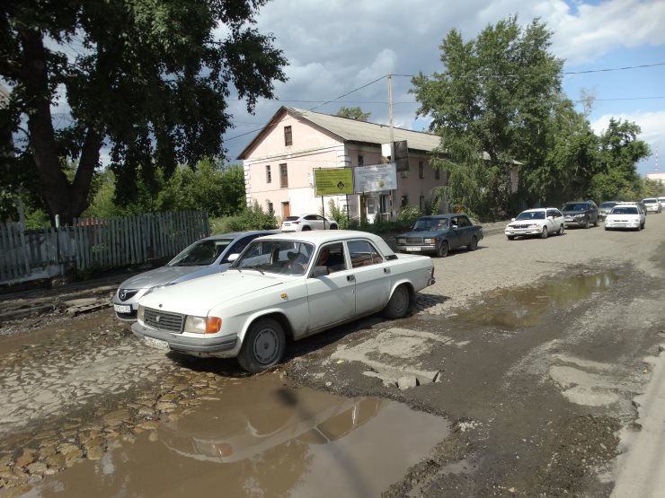 Приостановлены дорожно-строительные работы по улице Вагонной