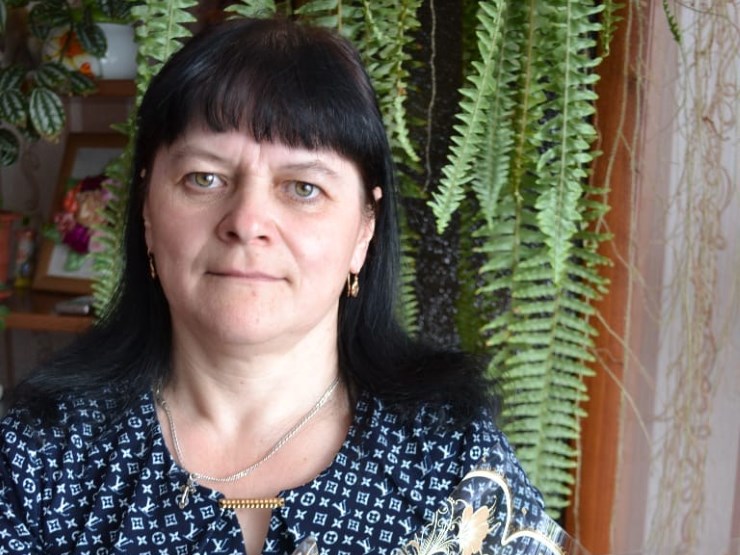 Донец Лариса Ивановна – инспектор по кадрам в Красногорском филиале предприятия ГУП ДХ АК «Юго-Восточное ДСУ» Донец Лариса Ивановна – инспектор по кадрам в Красногорском филиале предприятия ГУП ДХ АК «Юго-Восточное ДСУ»
